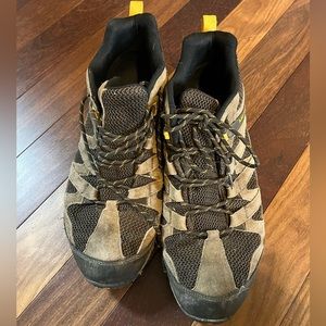Merrell Moab 3 hiking boots